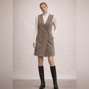 Vintage Marquise Taupe Garment‎